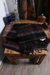 Johnstons  (30cm x 162cm) made in SCOTLAND &quot;cashmere&quot;